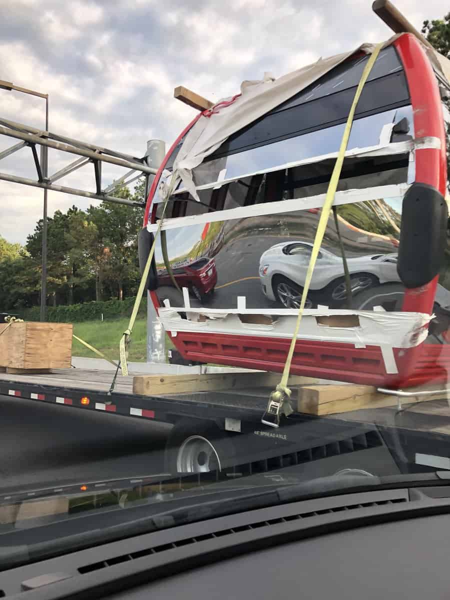 breaking: first disney skyliner gondola car arrives at walt