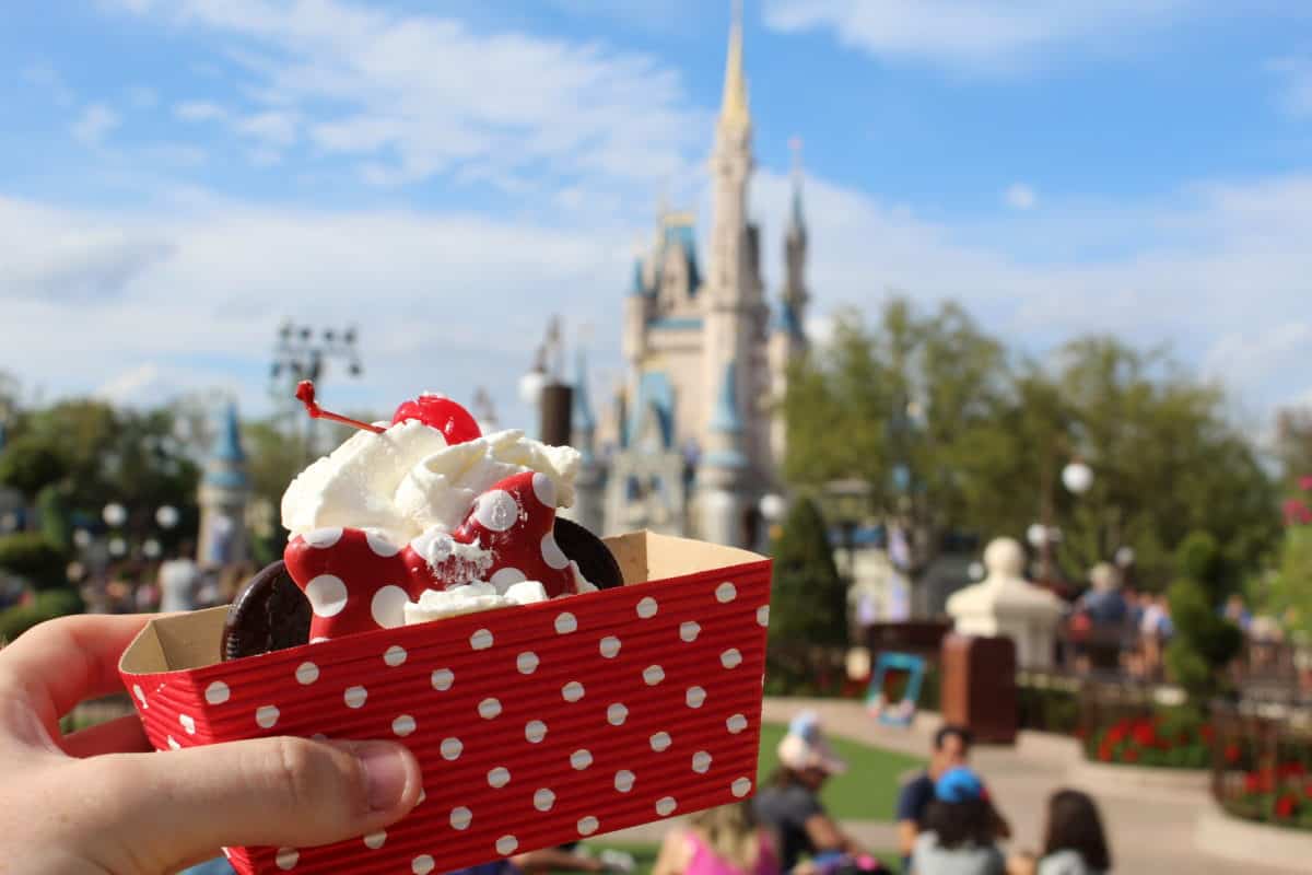 minnie sundae magic kingdom plaza ice cream parlor mickey and minnie celebration march 2019