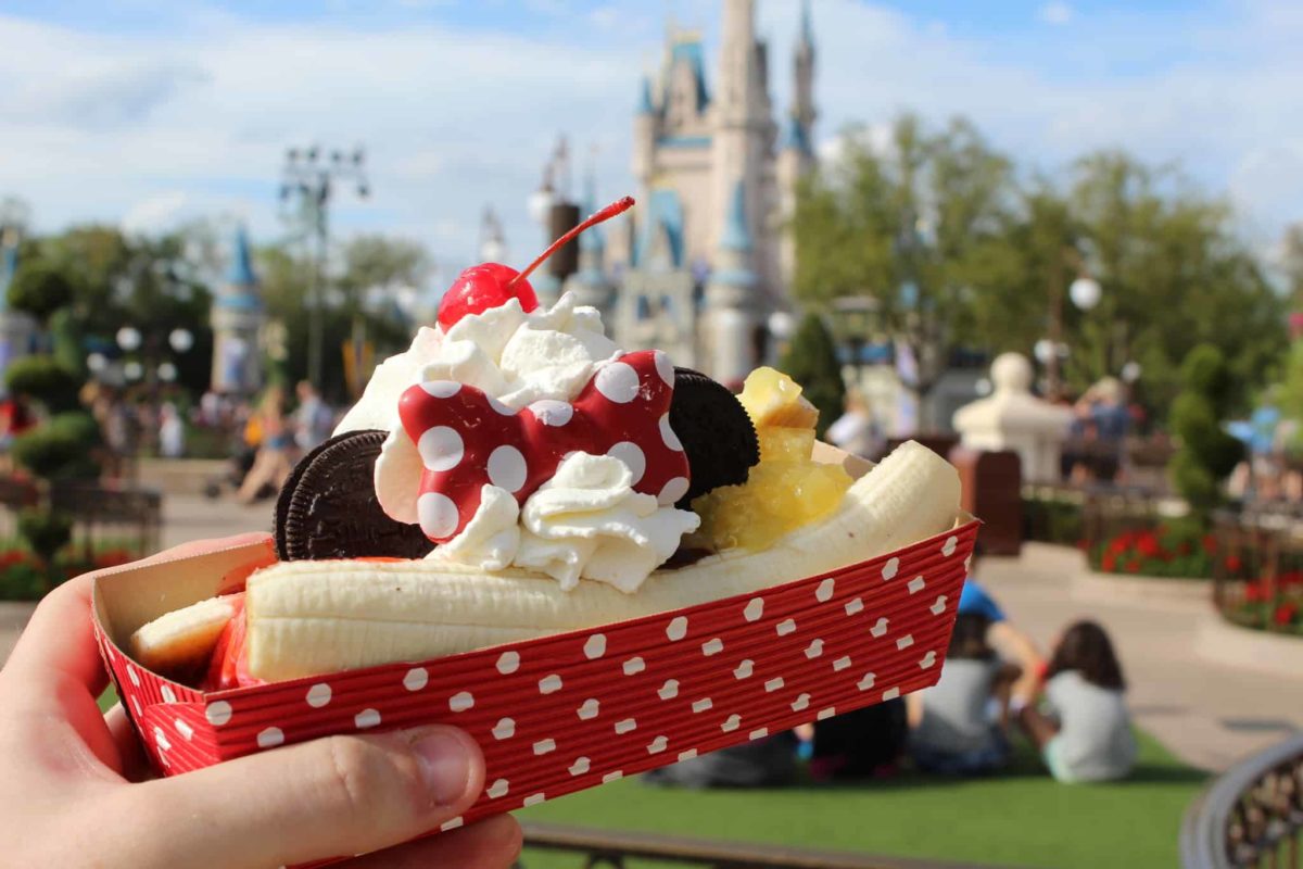 minnie sundae magic kingdom plaza ice cream parlor mickey and minnie celebration march 2019