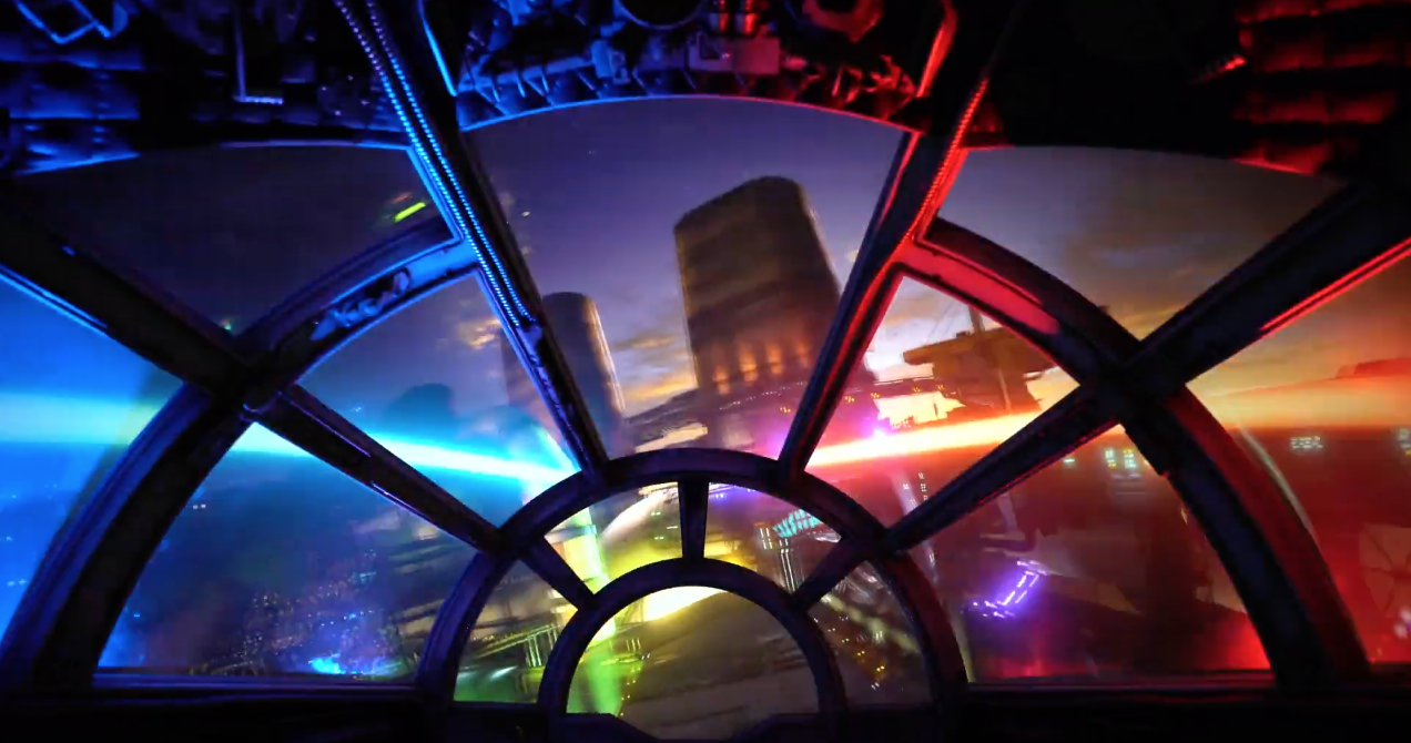 Millennium Falcon: Smuggler's Run cockpit view