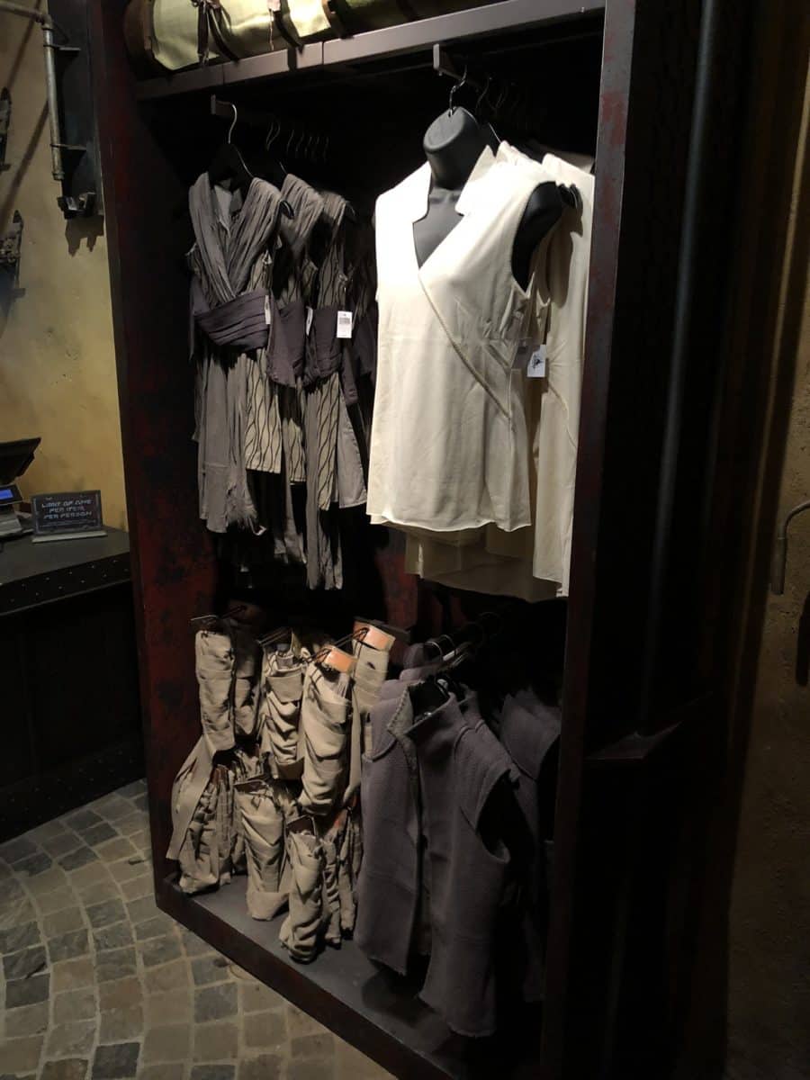 Black Spire Outfitters Interior Star Wars Galaxy's Edge