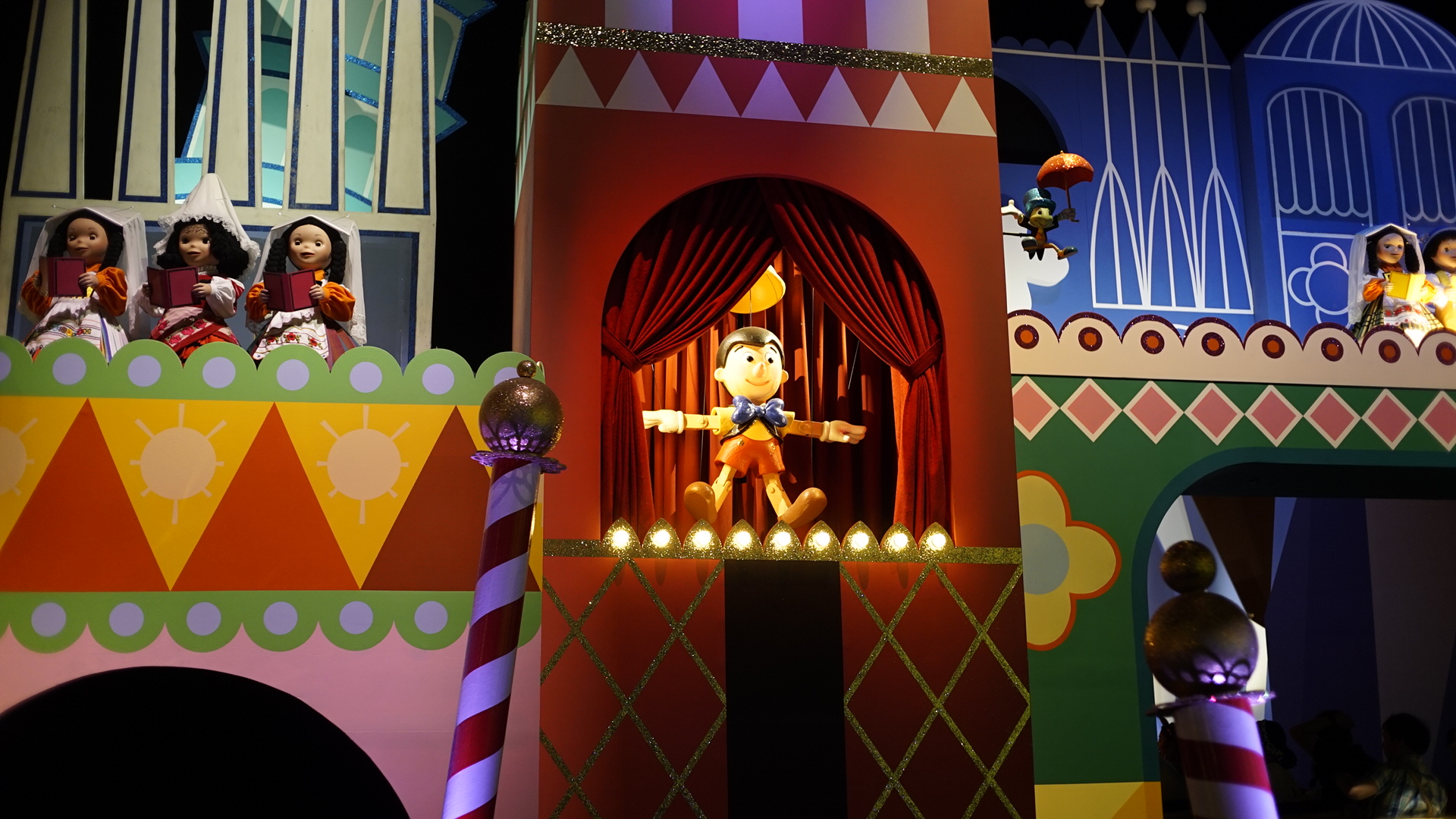 Pinocchio and Jiminy Cricket appear in the Italy section of "it's a small world" at Tokyo Disneyland