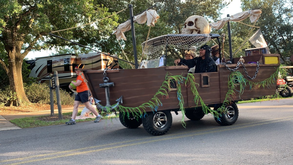 halloween 2019 fort wilderness parade 3
