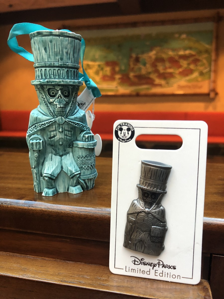hatbox ghost ornament magnet 4