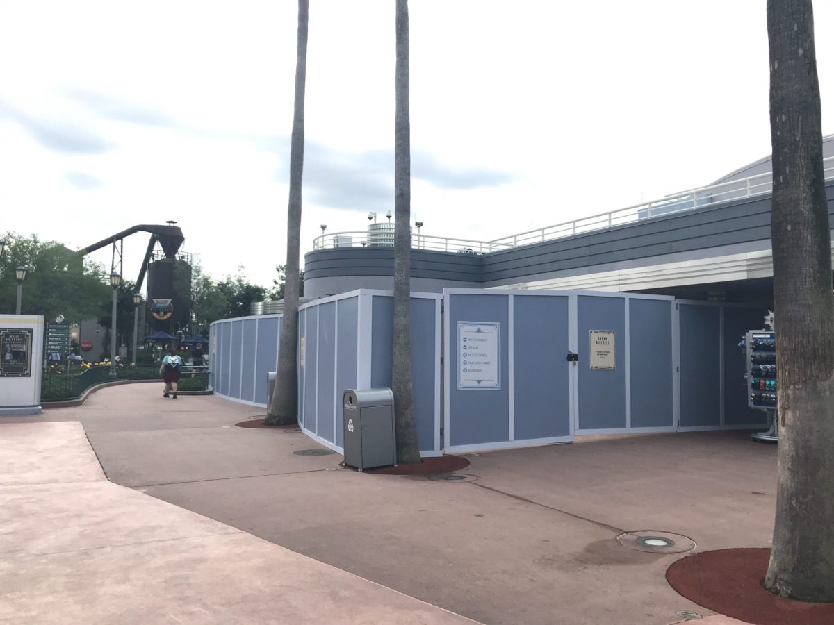 construction walls path of the jedi mickey shorts theatre 3