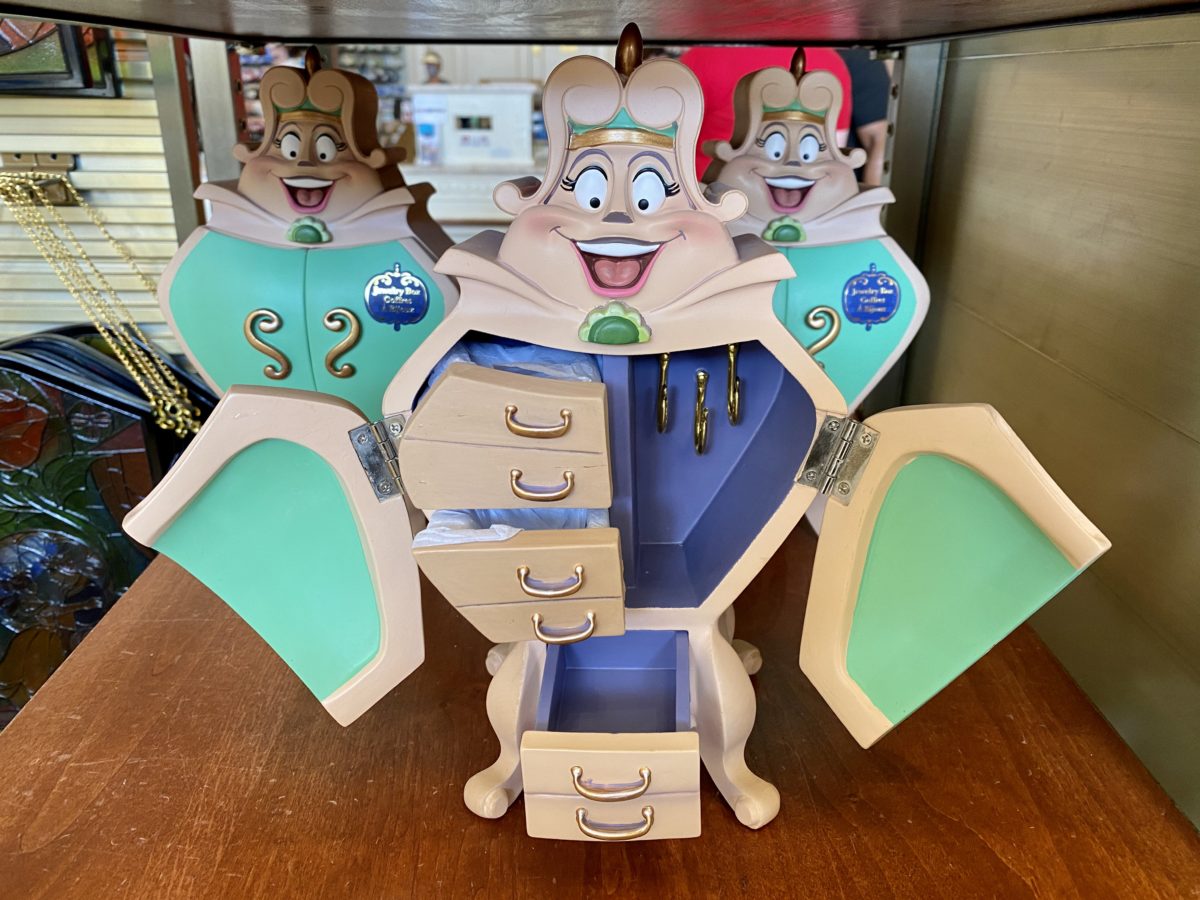 beauty-and-the-beast-jewelry-box-open-magic-kingdom-04282021