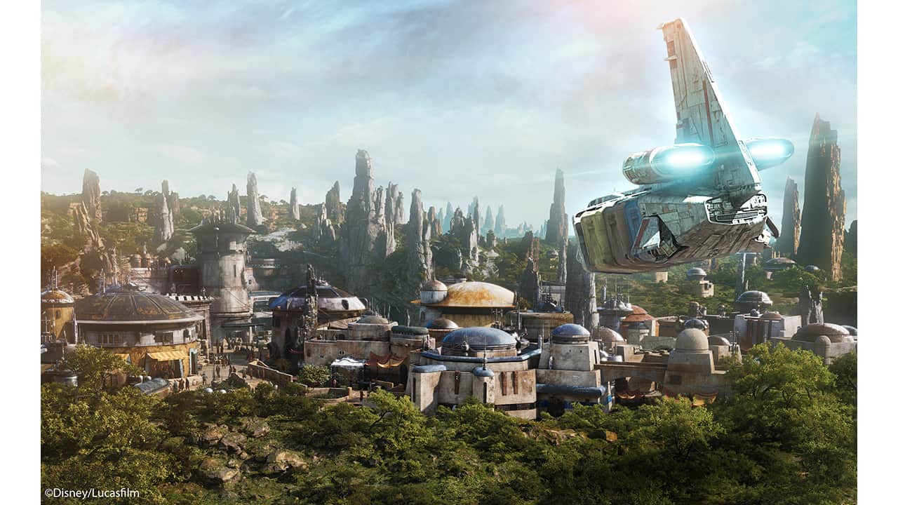 Star Tours Now Ends On Galaxy’s Edge Planet, Previewing New Star Wars Land at Disney Parks