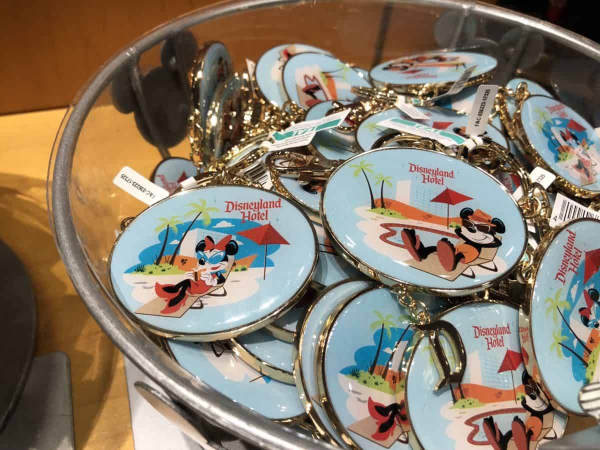 PHOTOS: New Disneyland Hotel Merchandise Features Vintage 50’s Style ...