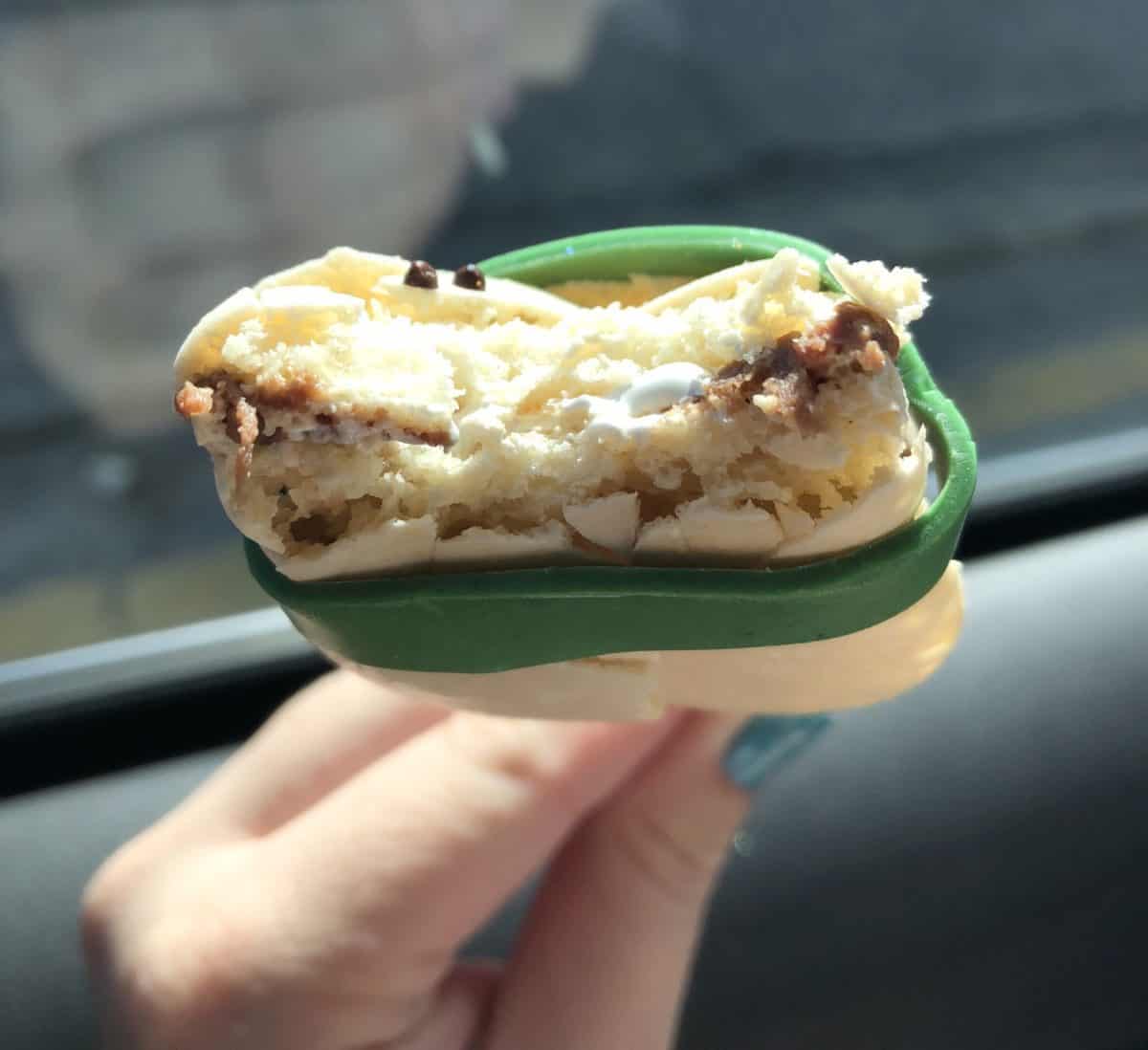 Disney Springs Amorette’s Patisserie Snowman Mickey Macaron