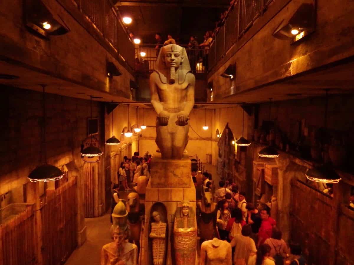 Tower of Terror Loading Floors Pharaoh Statue
