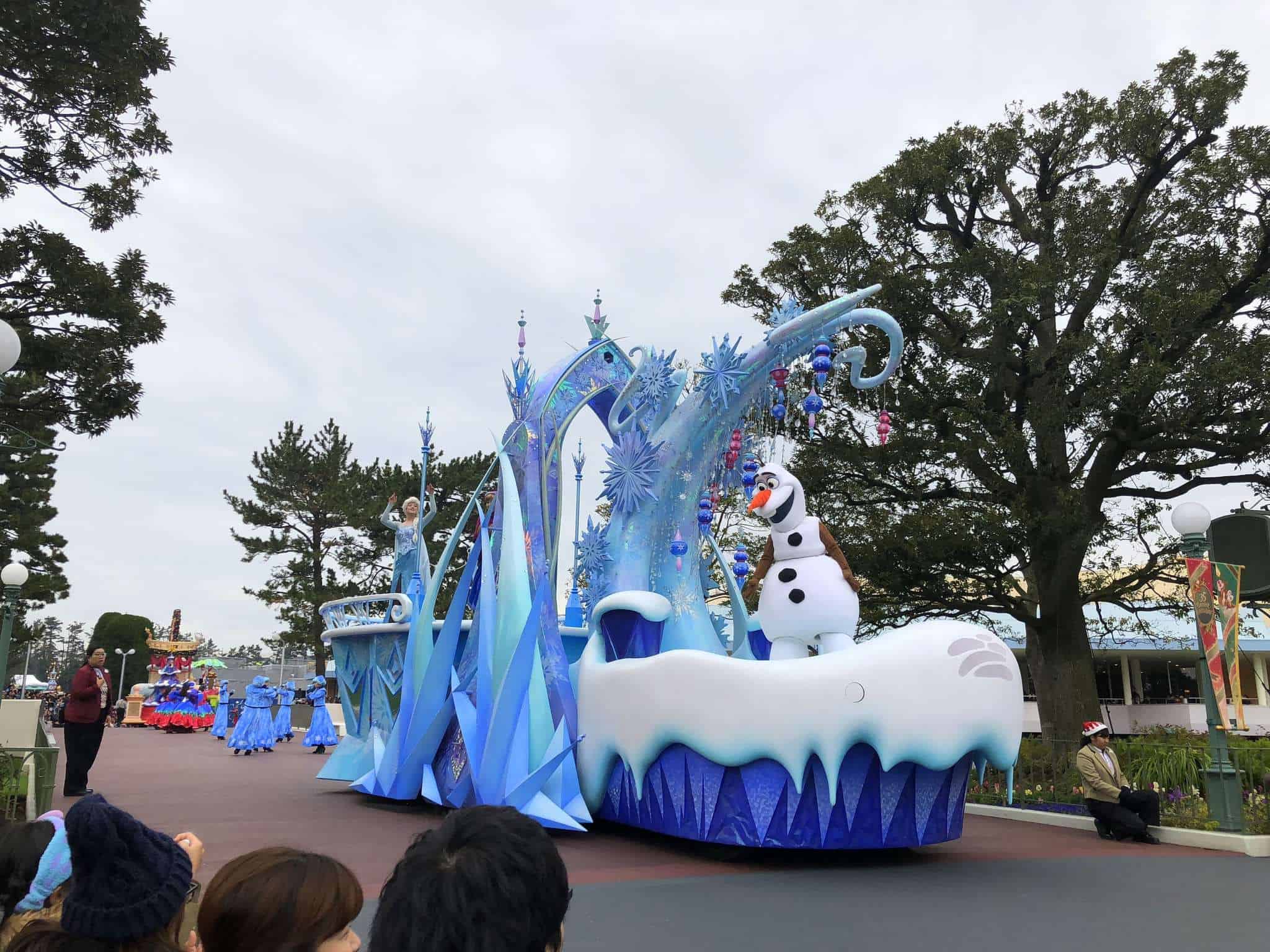 photo-report-tokyo-disneyland-2018-christmas-highlights-front-row