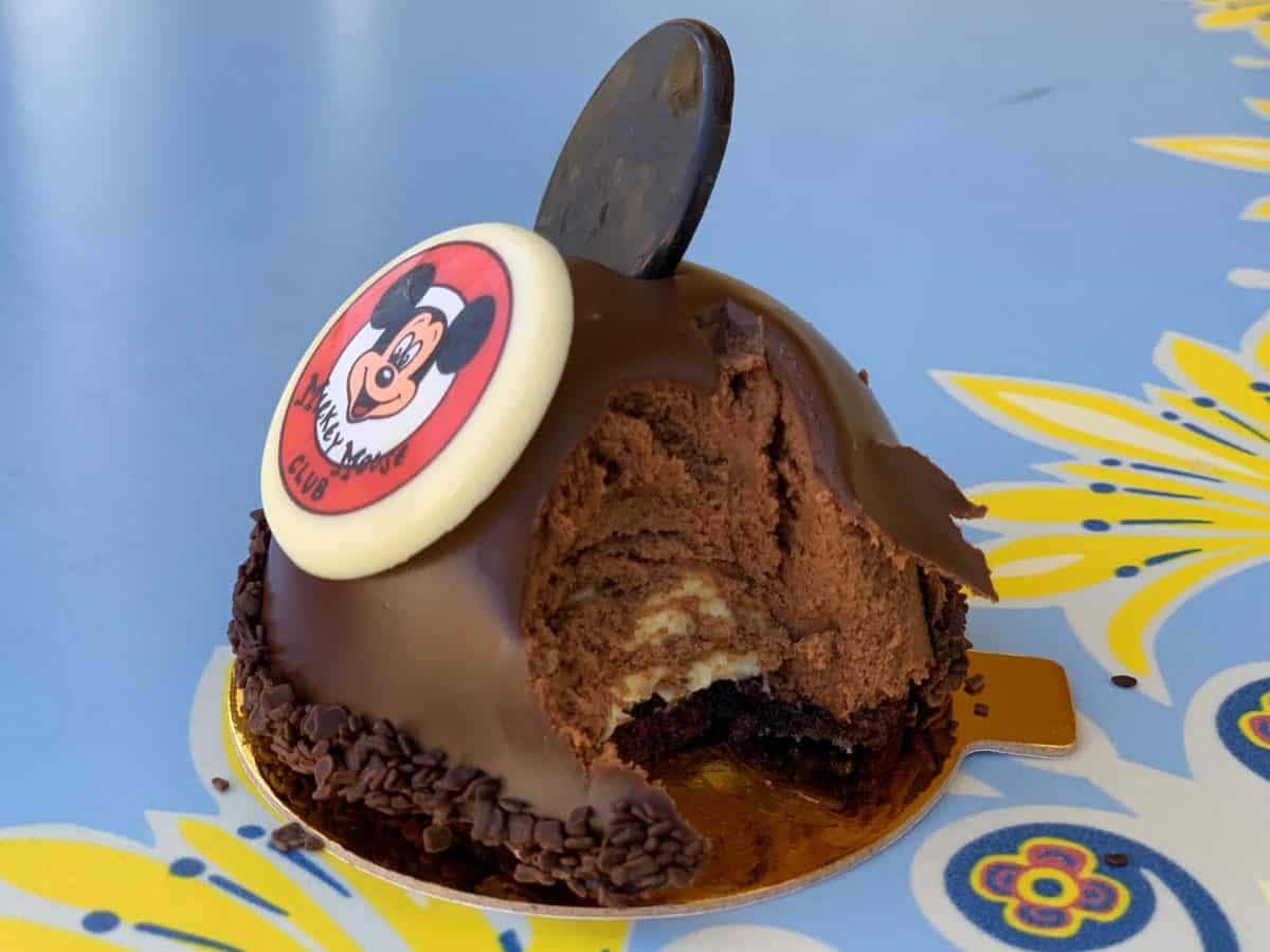 mickey mouse club hat dessert jolly holiday bakery disneyland
