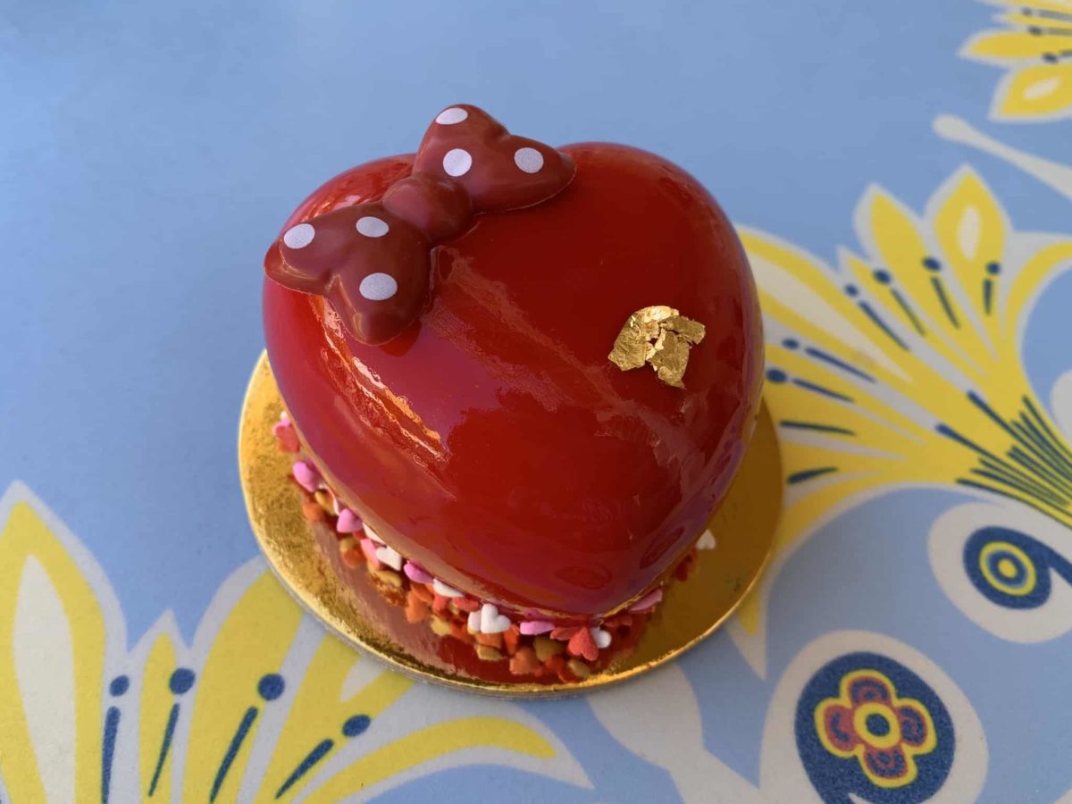 heart-shaped mousse dessert jolly holiday bakery disneyland