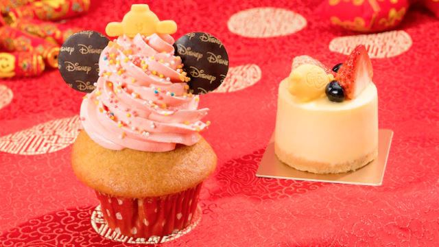 Mickey cupcake New Year