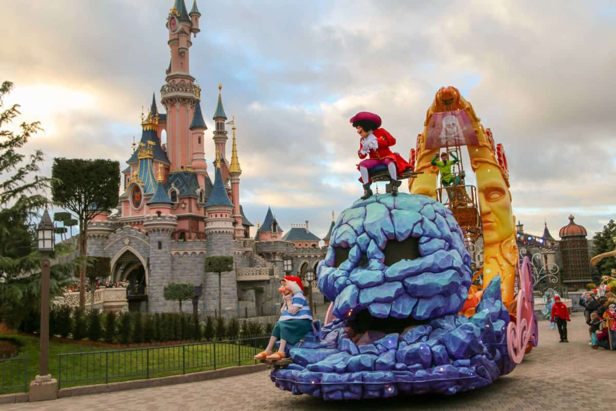 PHOTOS Stars on Parade Disneyland Park Disneyland Paris Maleficent
