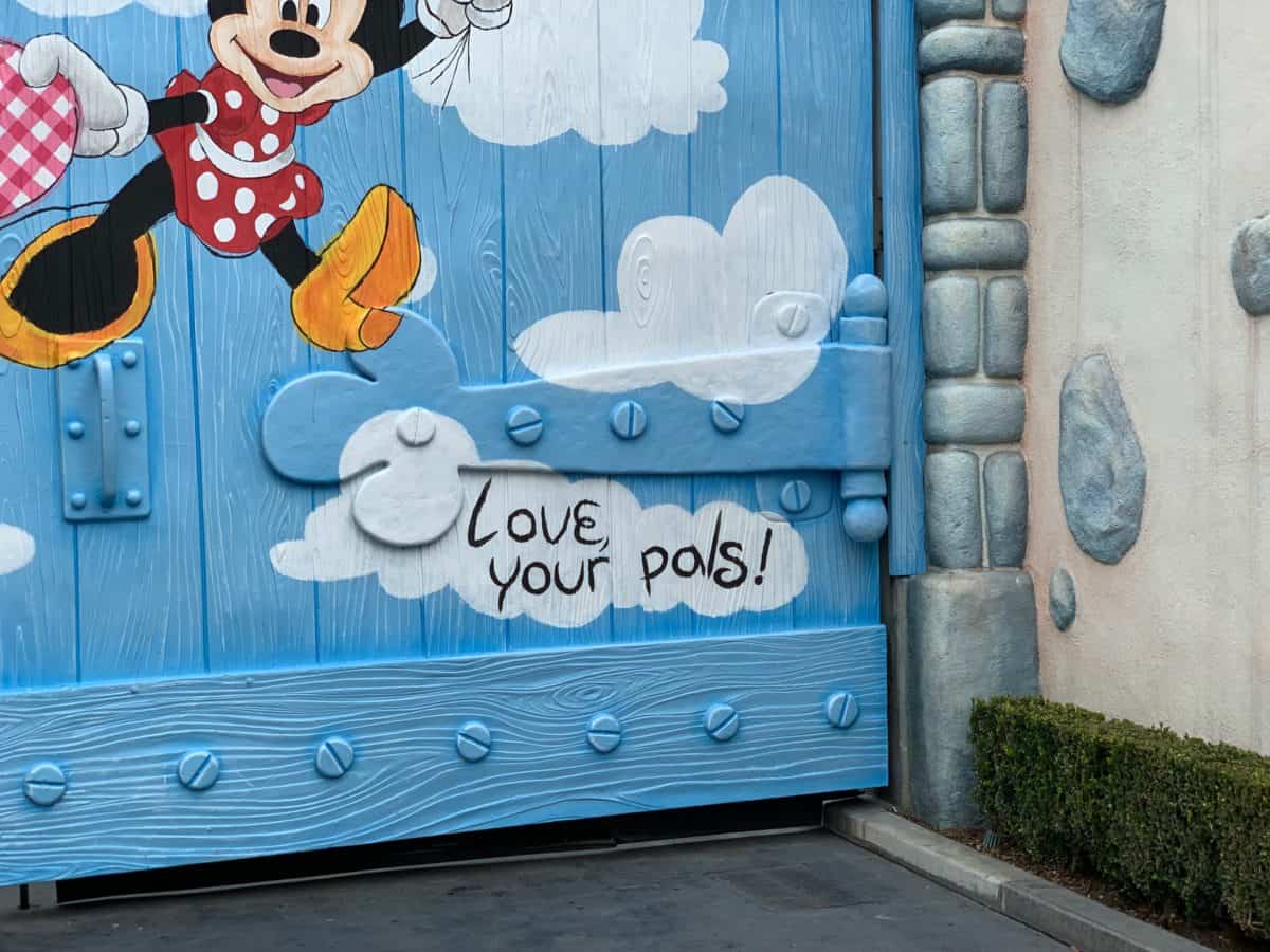 Disneyland Park New Toontown Wall
