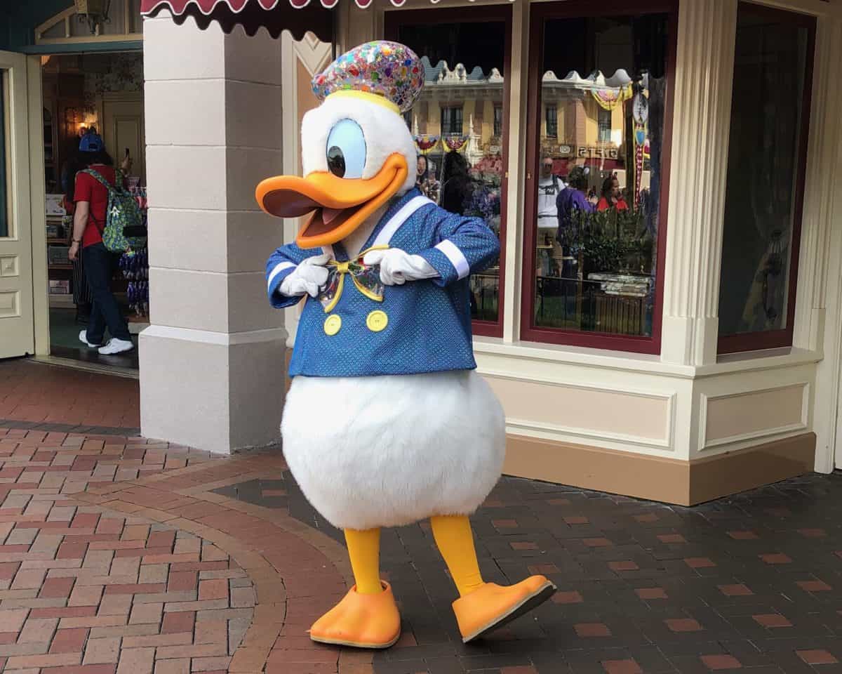 PHOTO REPORT Disneyland Park Steamboat Willie Popcorn Bucket Castle Construction Characters