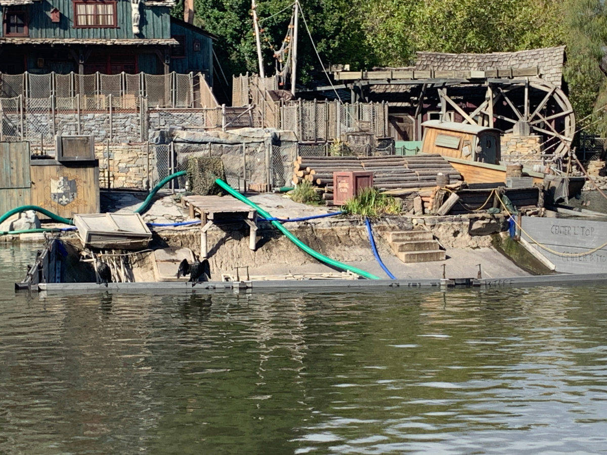 PHOTO REPORT: Disneyland Resort 2/13/19 (Construction Updates - New Parking Structure, Star Wars: Galaxy's Edge, Sleeping Beauty Castle, ETC.)