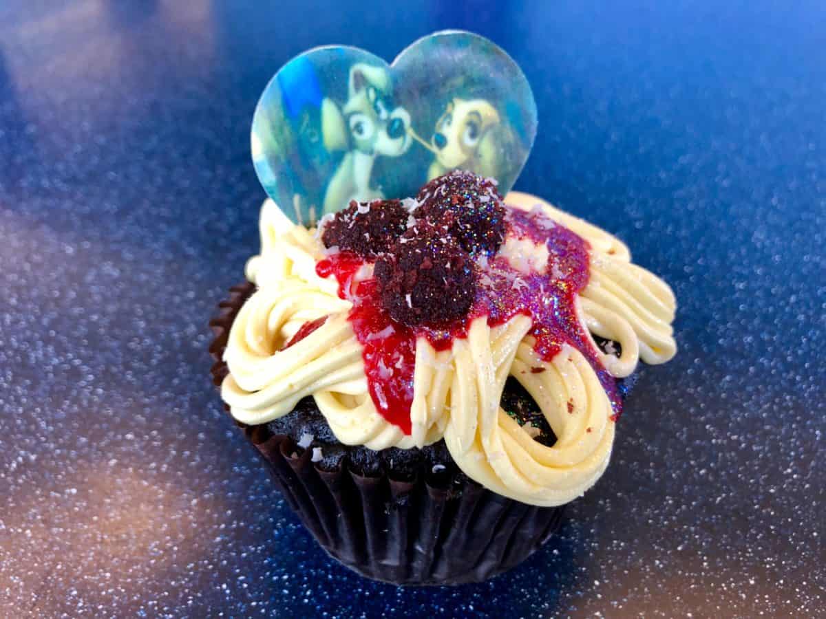 lady and the tramp epcot fountain view valentines day 2019 walt disney world cupcake review
