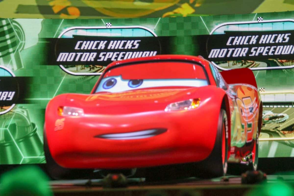 lightning mcqueen racing academy dhs grand opening 14