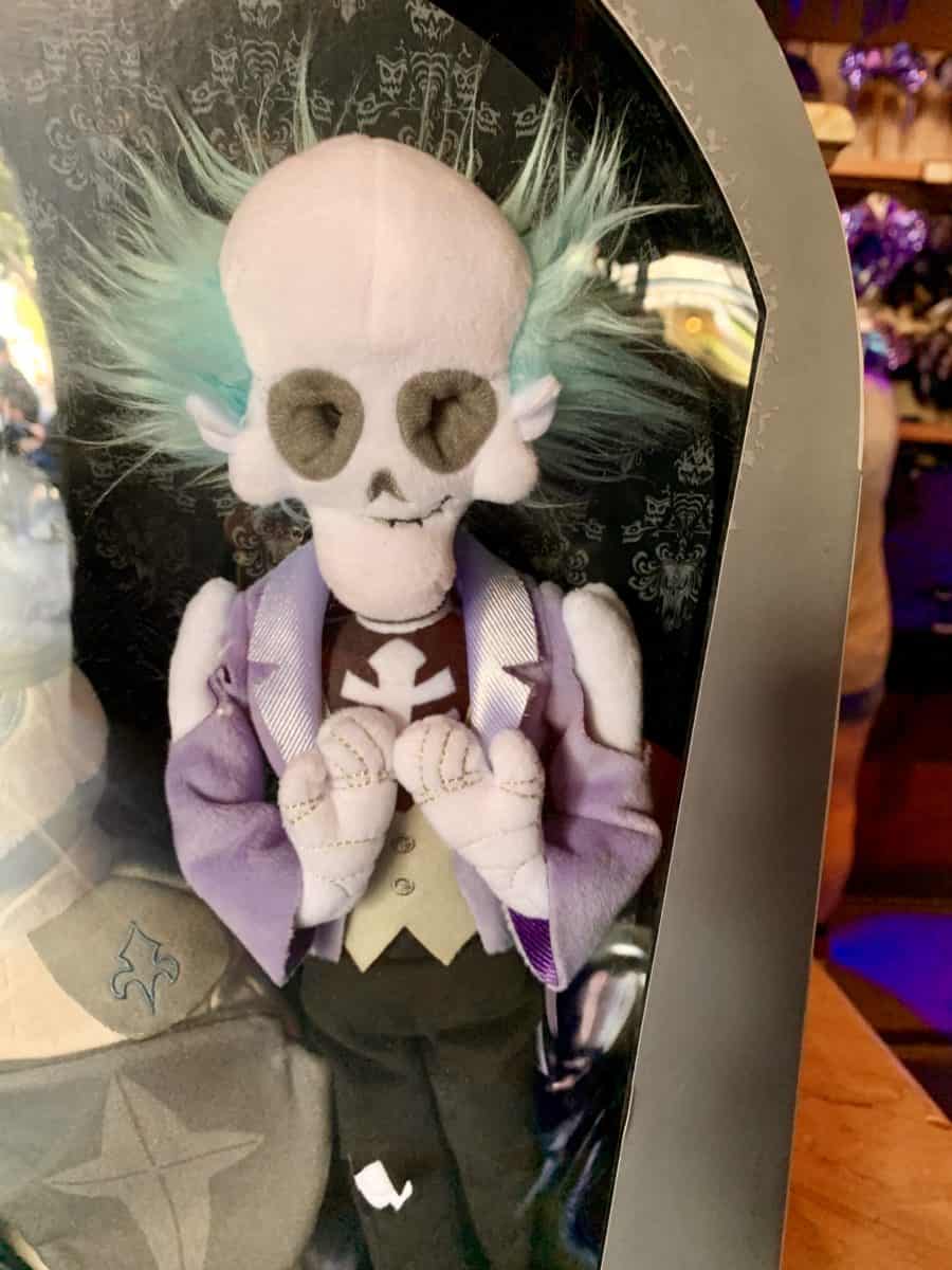 Ghost Host and Knight Haunted Mansion Limited Edition Plush Set