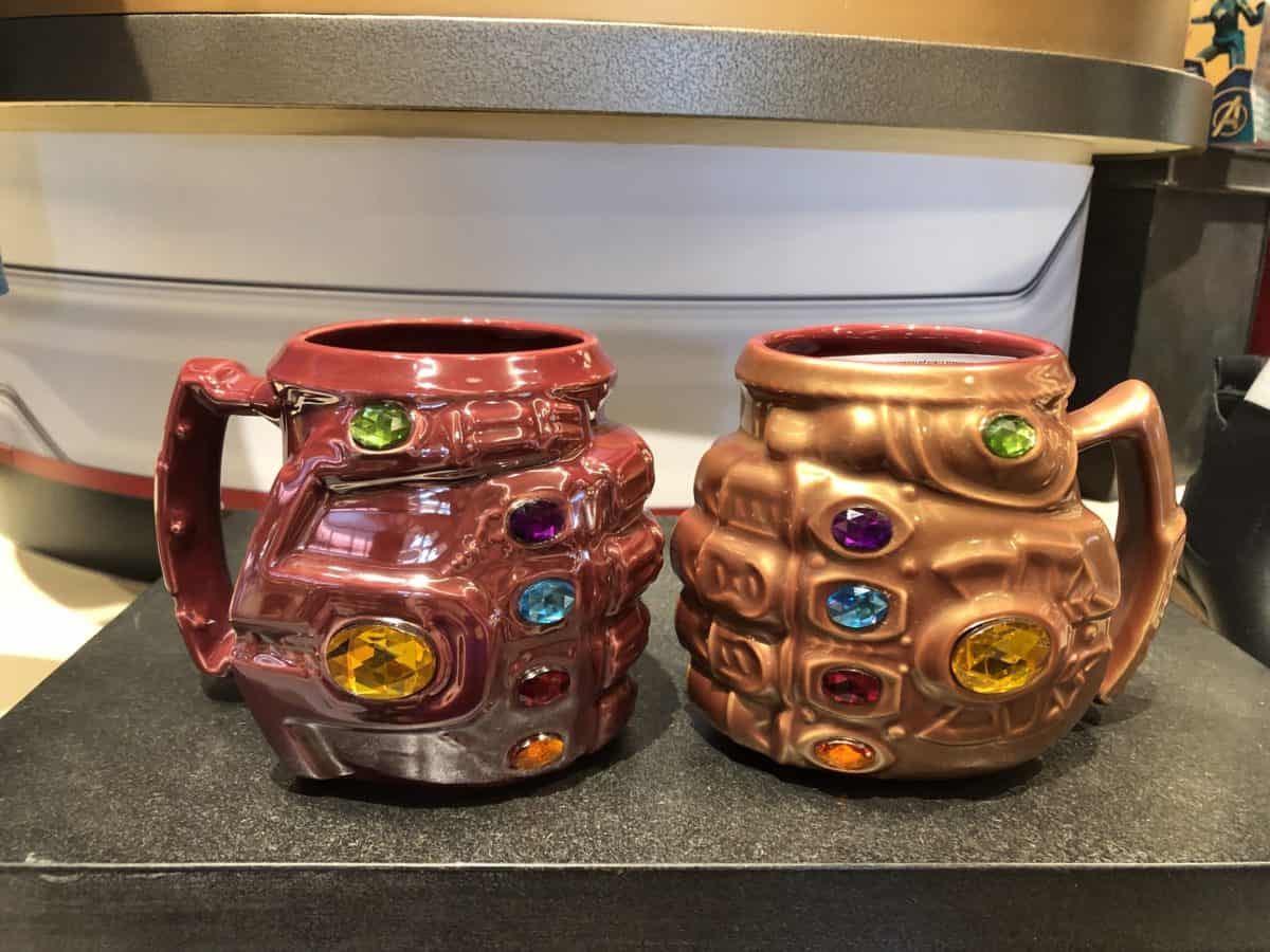Iron Gauntlet Red Mug and Infinity Gauntlet Gol Mug