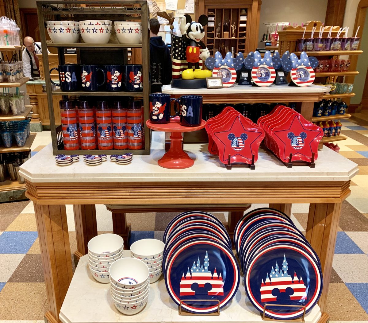 New Mickey Mouse Americana Houseware Collection Disney California Adventure