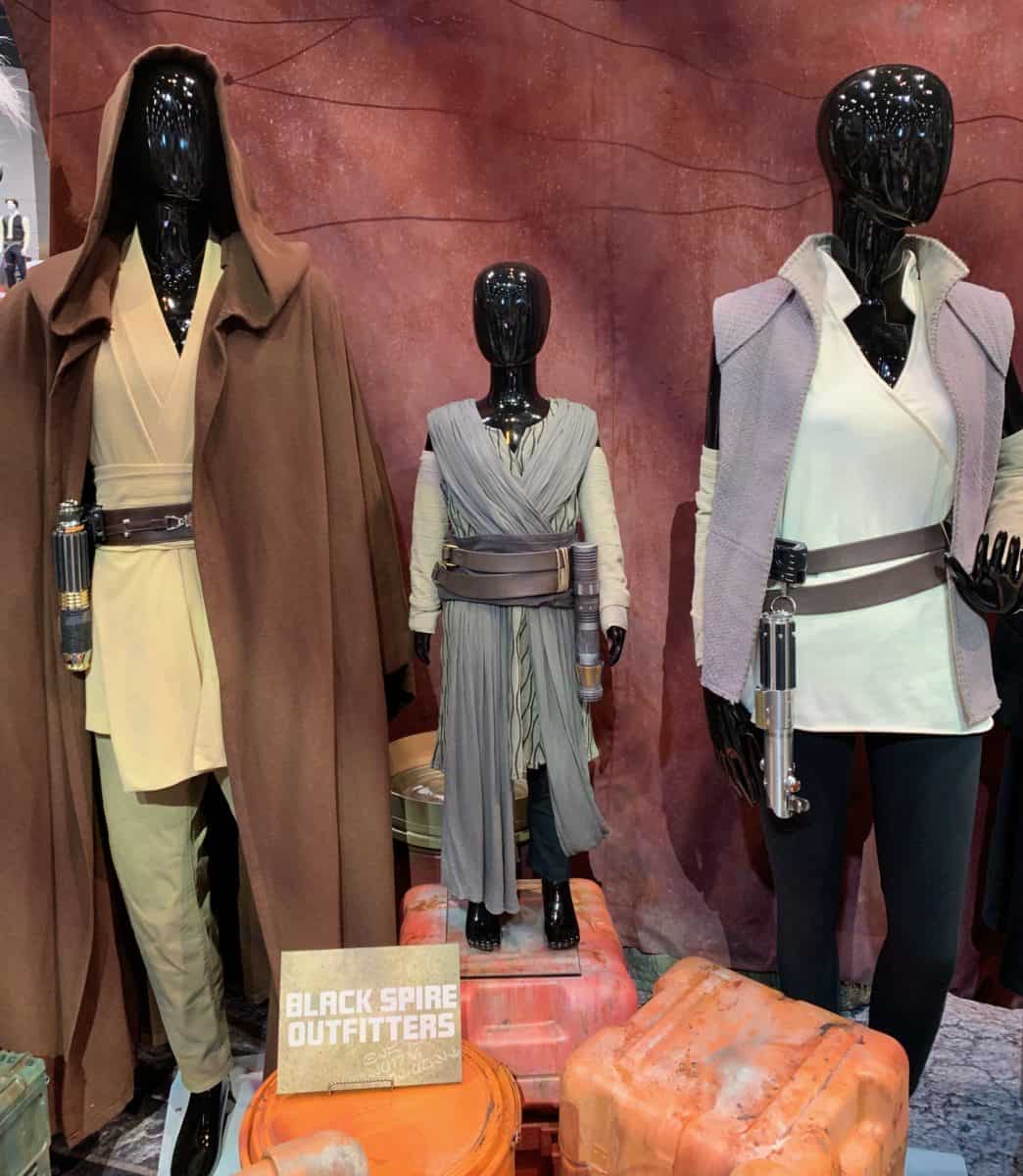 Star Wars: Galaxy's Edge Black Spire Outfitters 