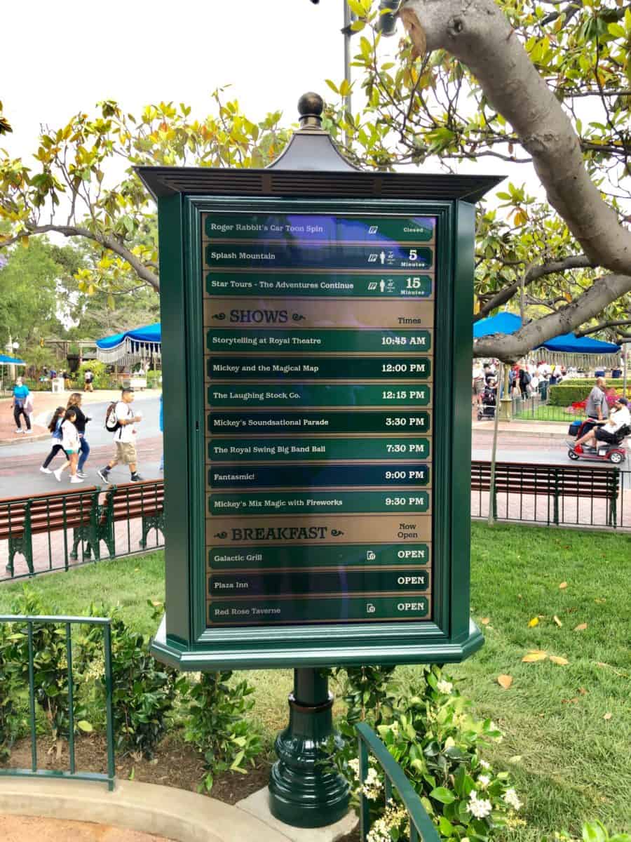 photos-new-digital-tip-board-installed-at-disneyland-park-as-part-of