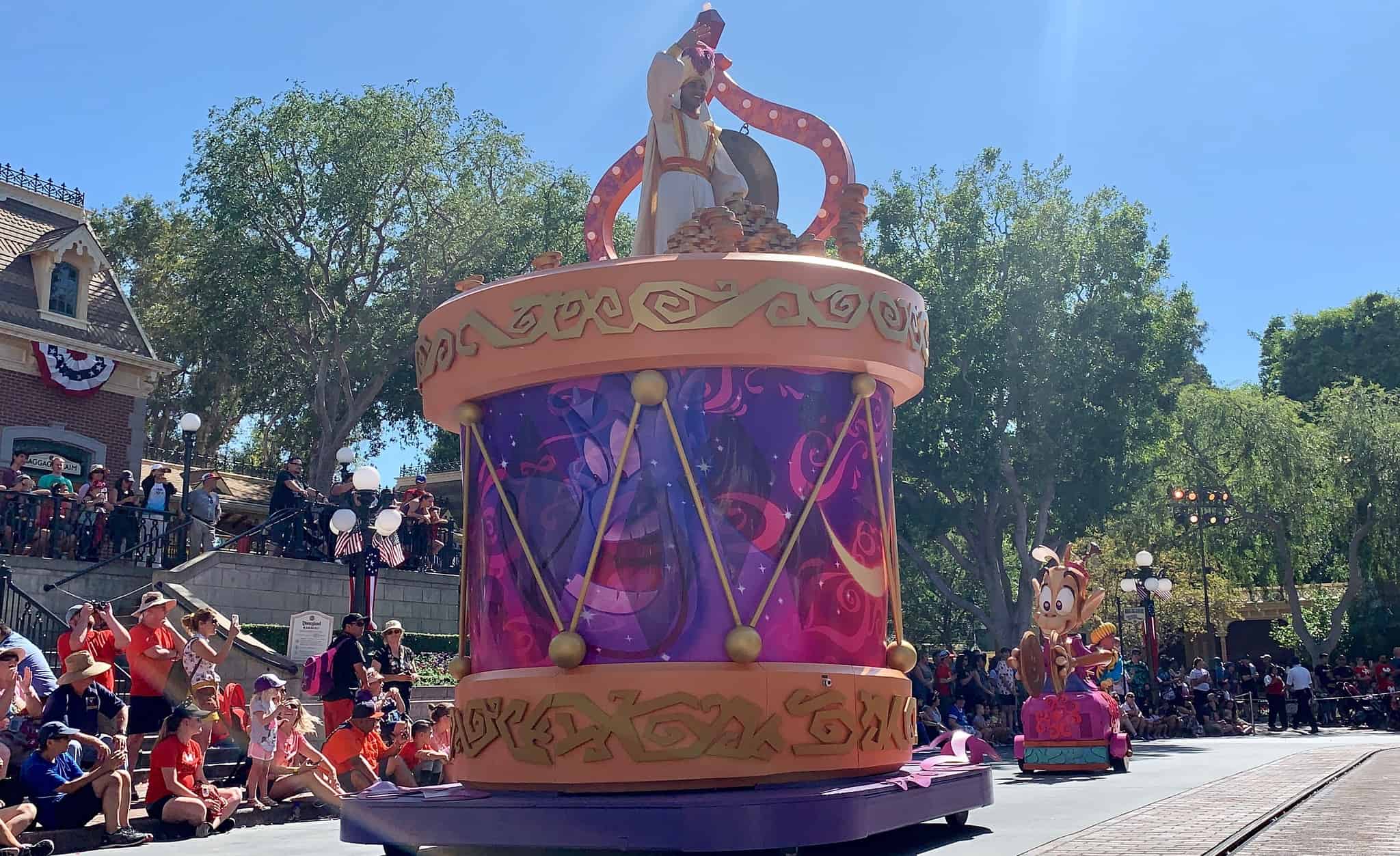 Photos Video Last Ever Final Performance Of Mickeys Soundsational Parade At Disneyland Park 4890