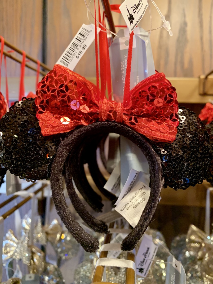 Photos Minnie Mouse Ear Headband Ornaments Arrive At Disneyland