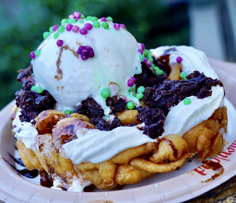 Dead-Cadent Funnel Cake and The Caretaker Sandwich Hungry Bear Restaurant Haunted Mansion 50th Anniversary Disneyland
