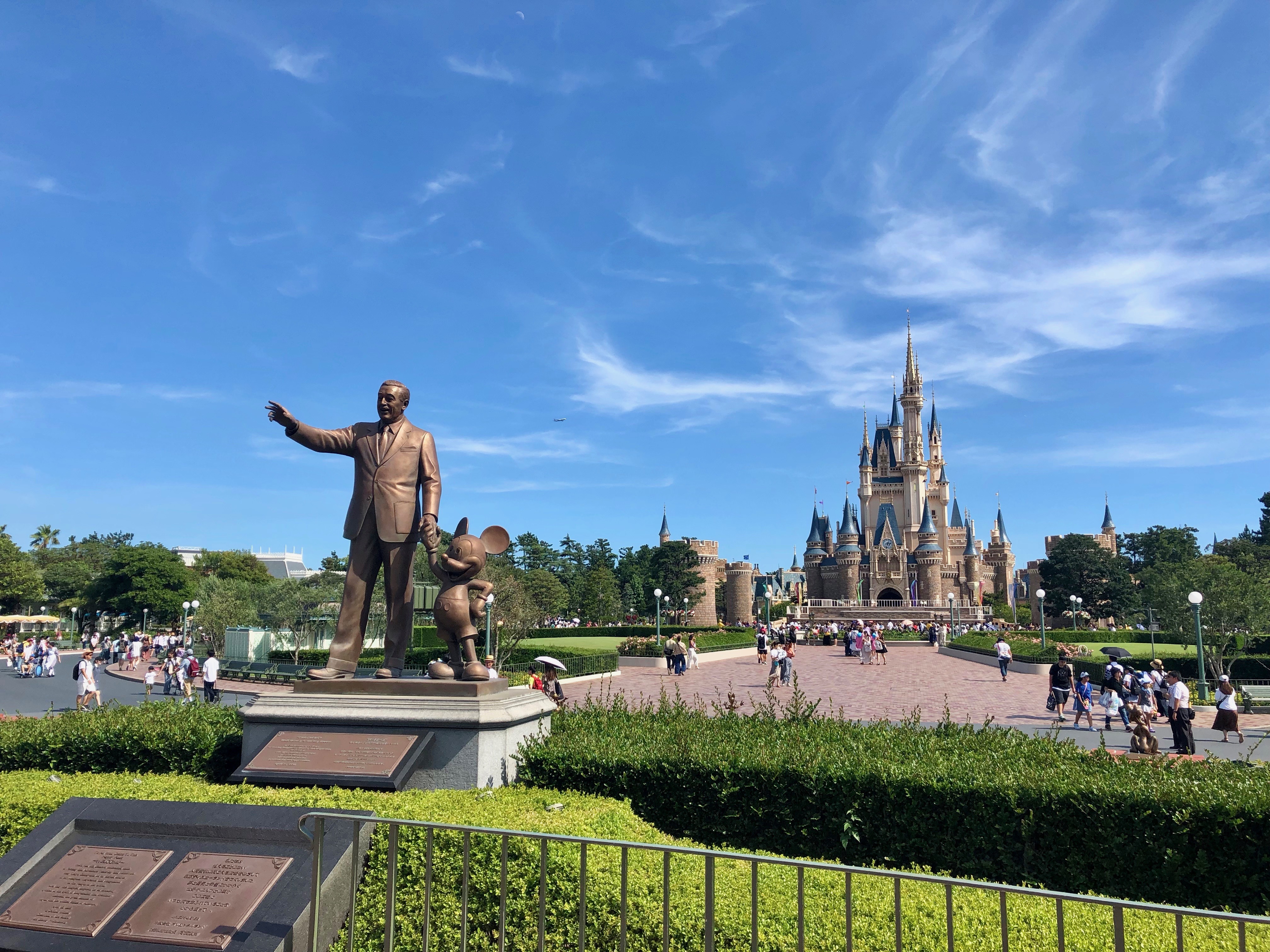 Tokyo Disneyland Partners Statue Cinderella Castle World Bazaar