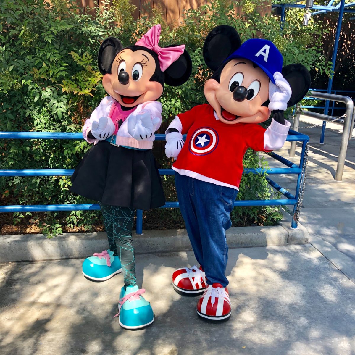 Photos Video Mickey And Minnie Mouse Dressed As Captain America And Spider Gwen Marvel Meet And Greet Debuts In Disney California Adventure Wdw News Today