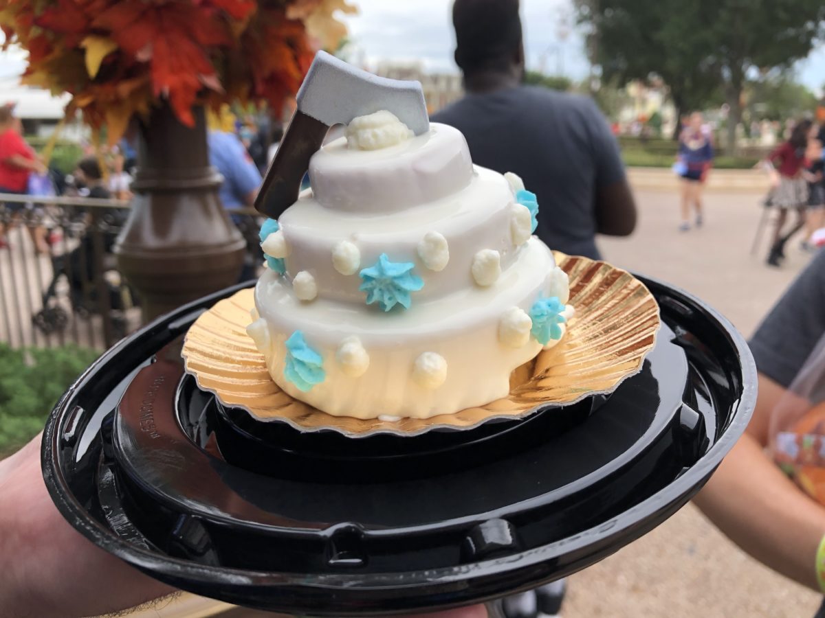 mickeys not so scary halloween party 2019Constance%E2%80%99s for Better or For Worse Wedding Cake magic kingdom august 2019 3
