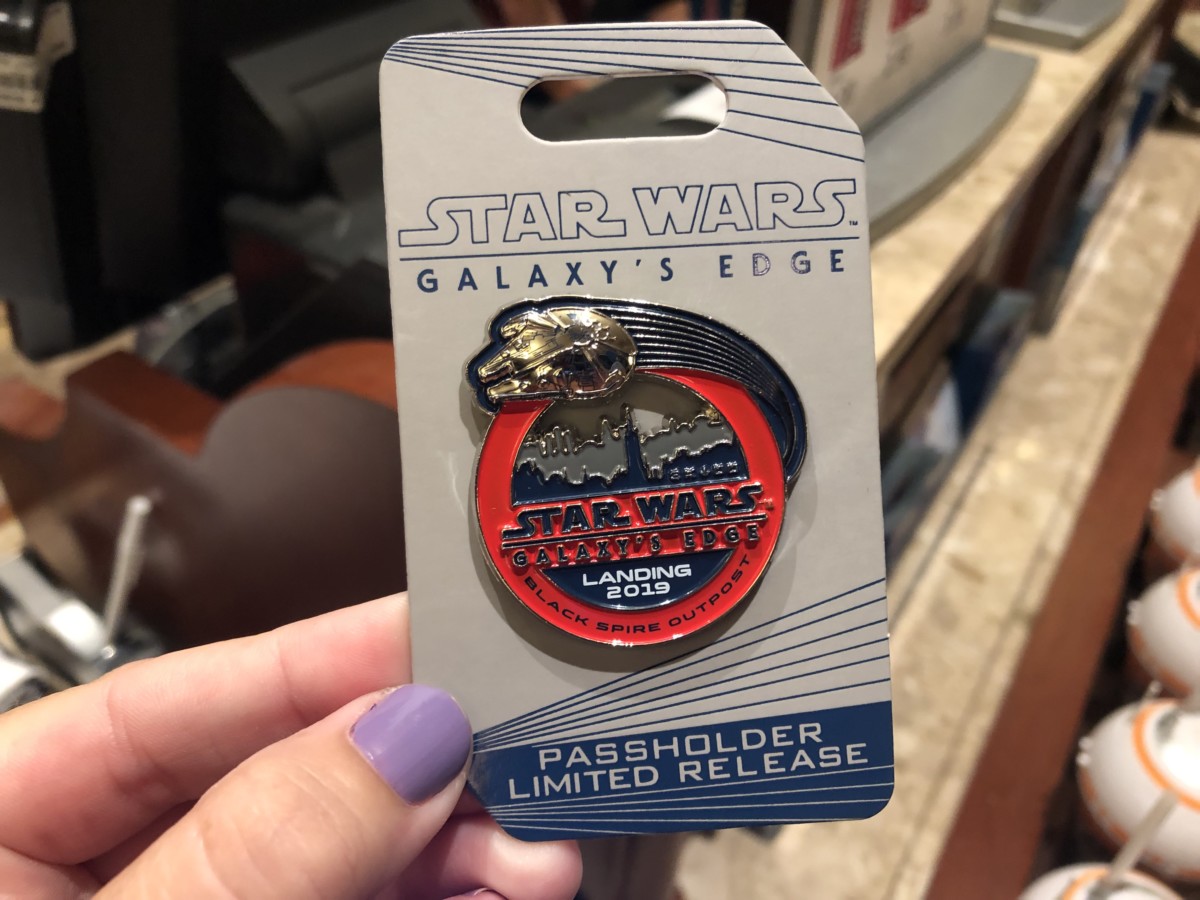 galaxy's edge opening day pin