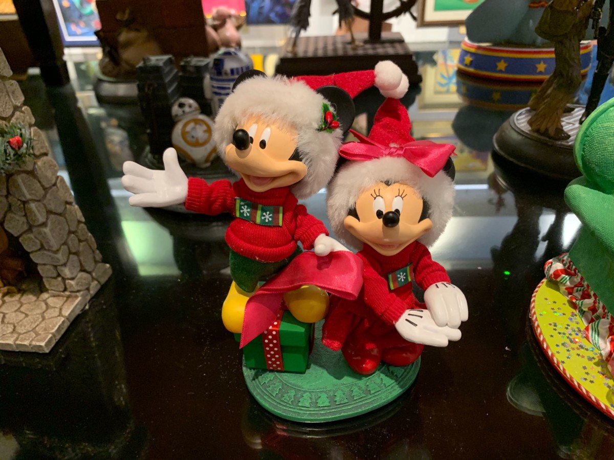 disney christmas musical figurines