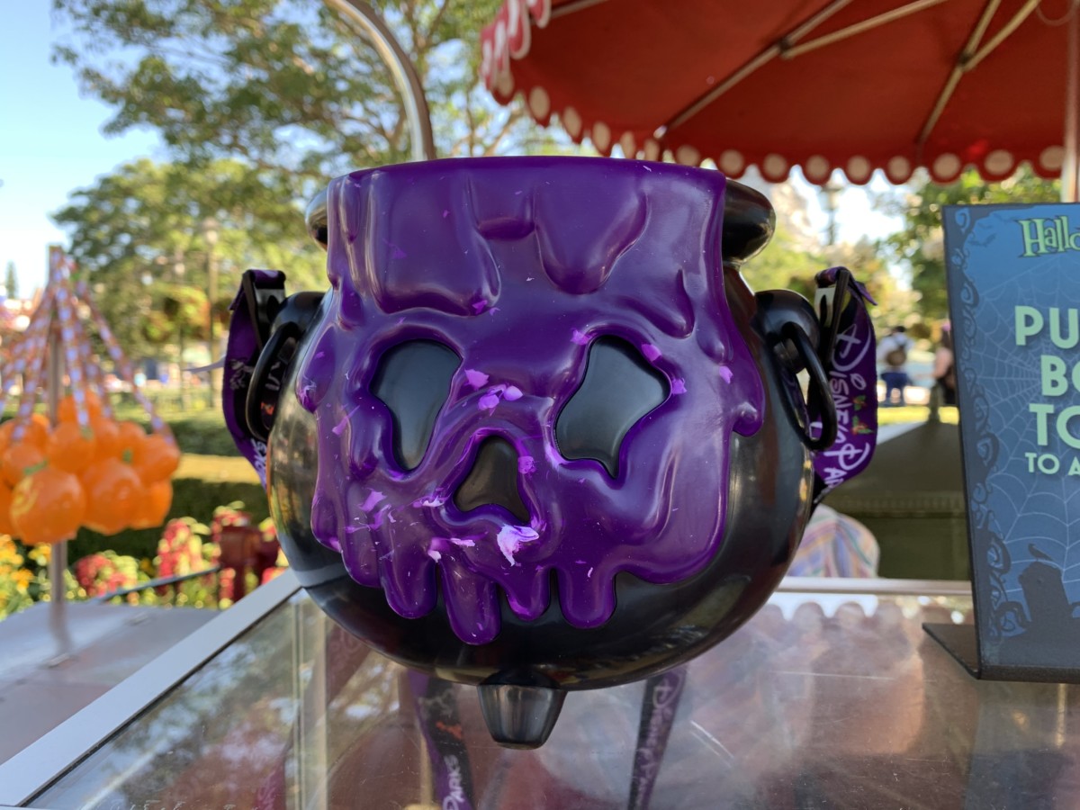 Disney Souvenir Popcorn Bucket - Purple Cauldron Premium