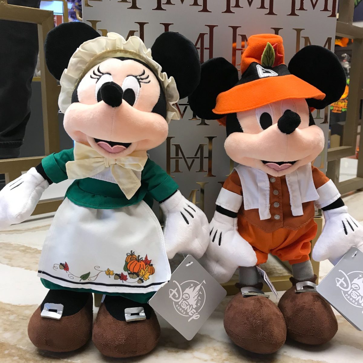 Thanksgiving Mickey and Minnie Plushes 