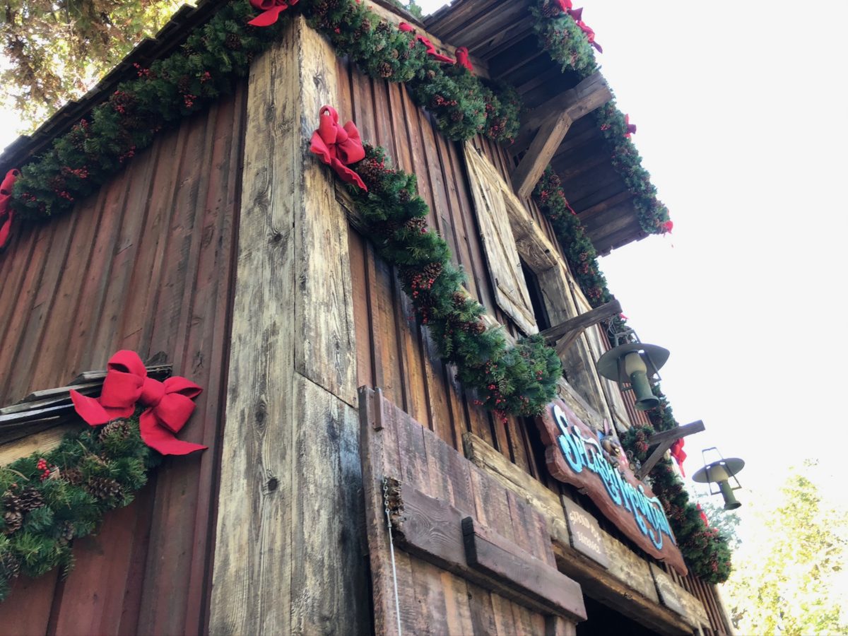 critter country christmas