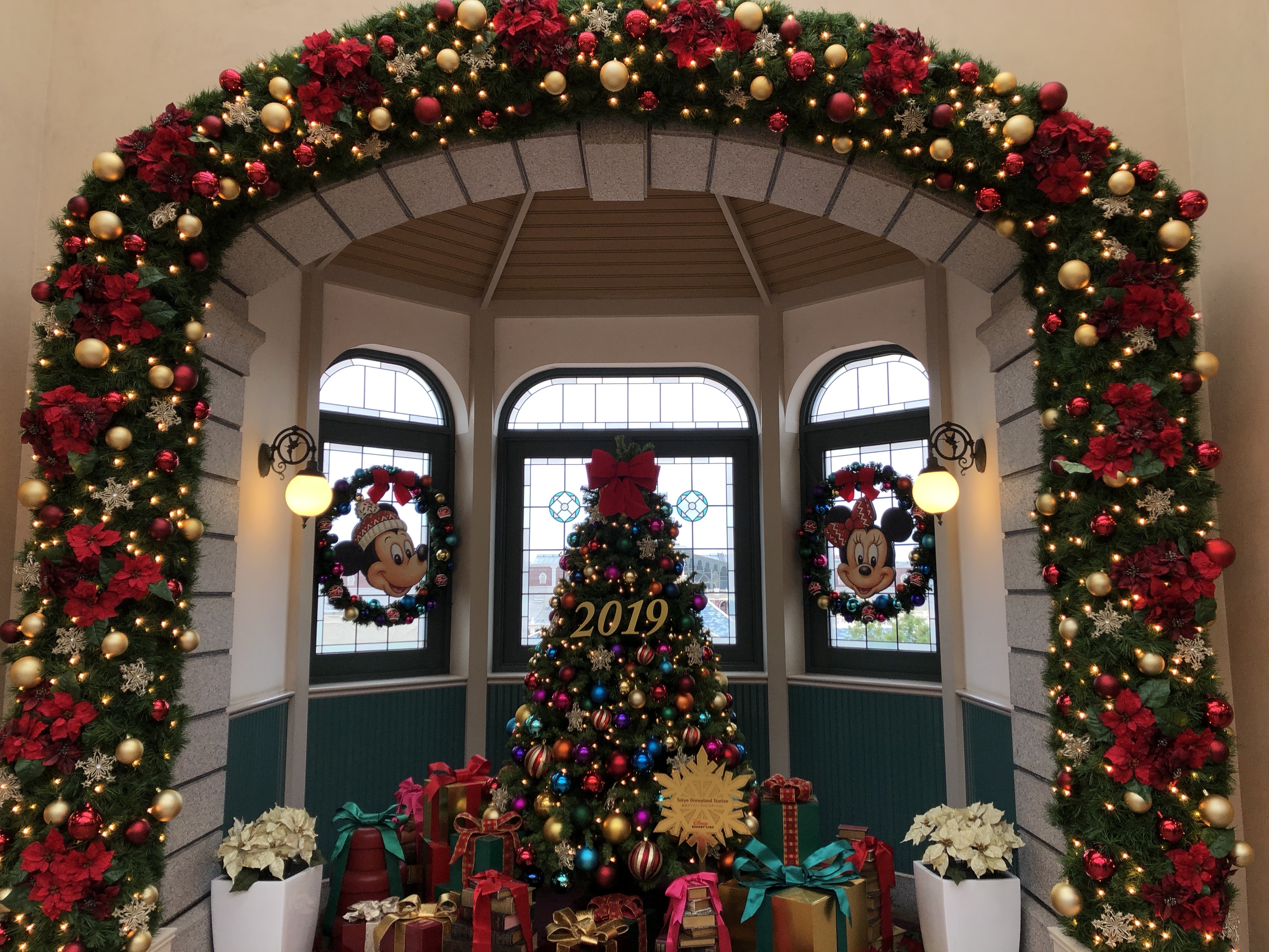 PHOTO REPORT Tokyo Disneyland 11/30/19 (Christmas Decor