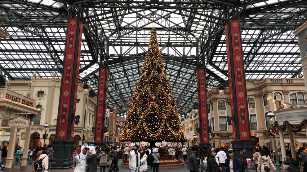 Photo Report Tokyo Disneyland 11 30 19 Christmas Decor