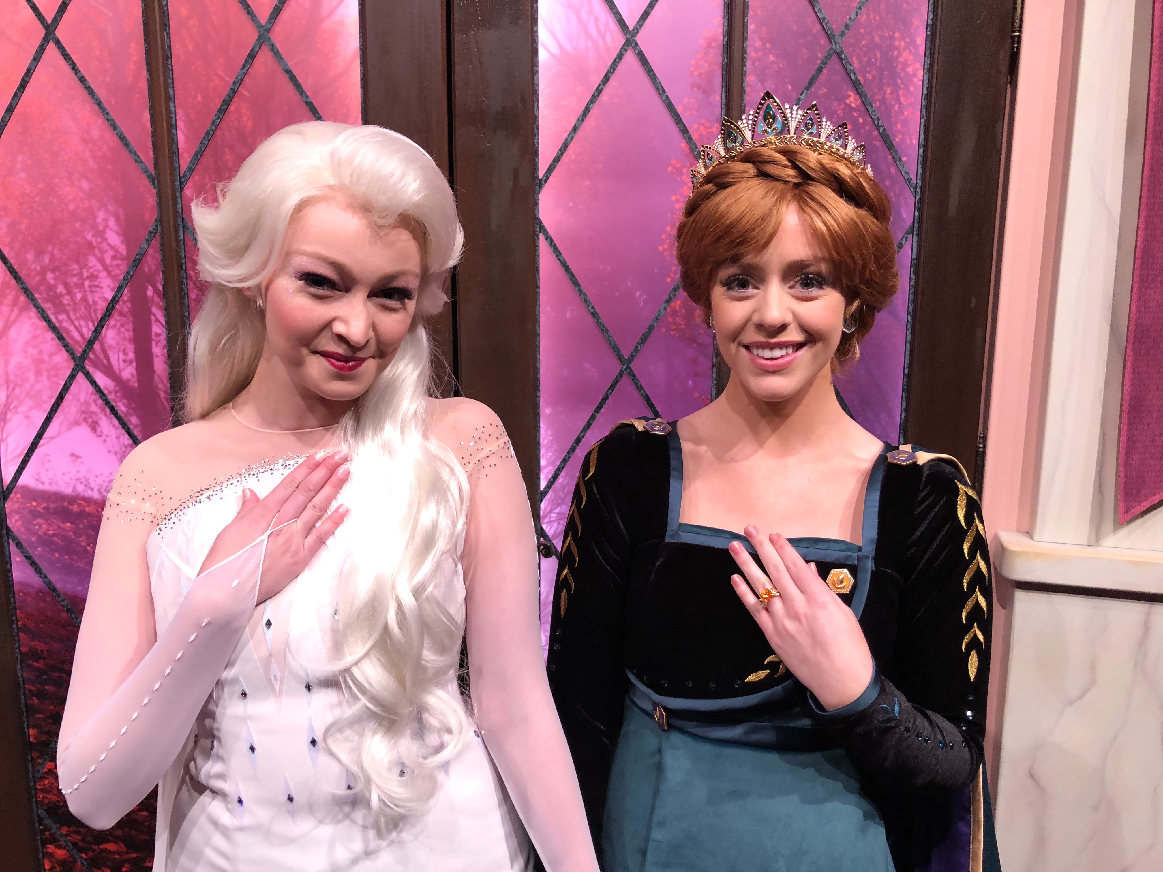 anna and elsa frozen 2 new costumes dca nov 2019 6