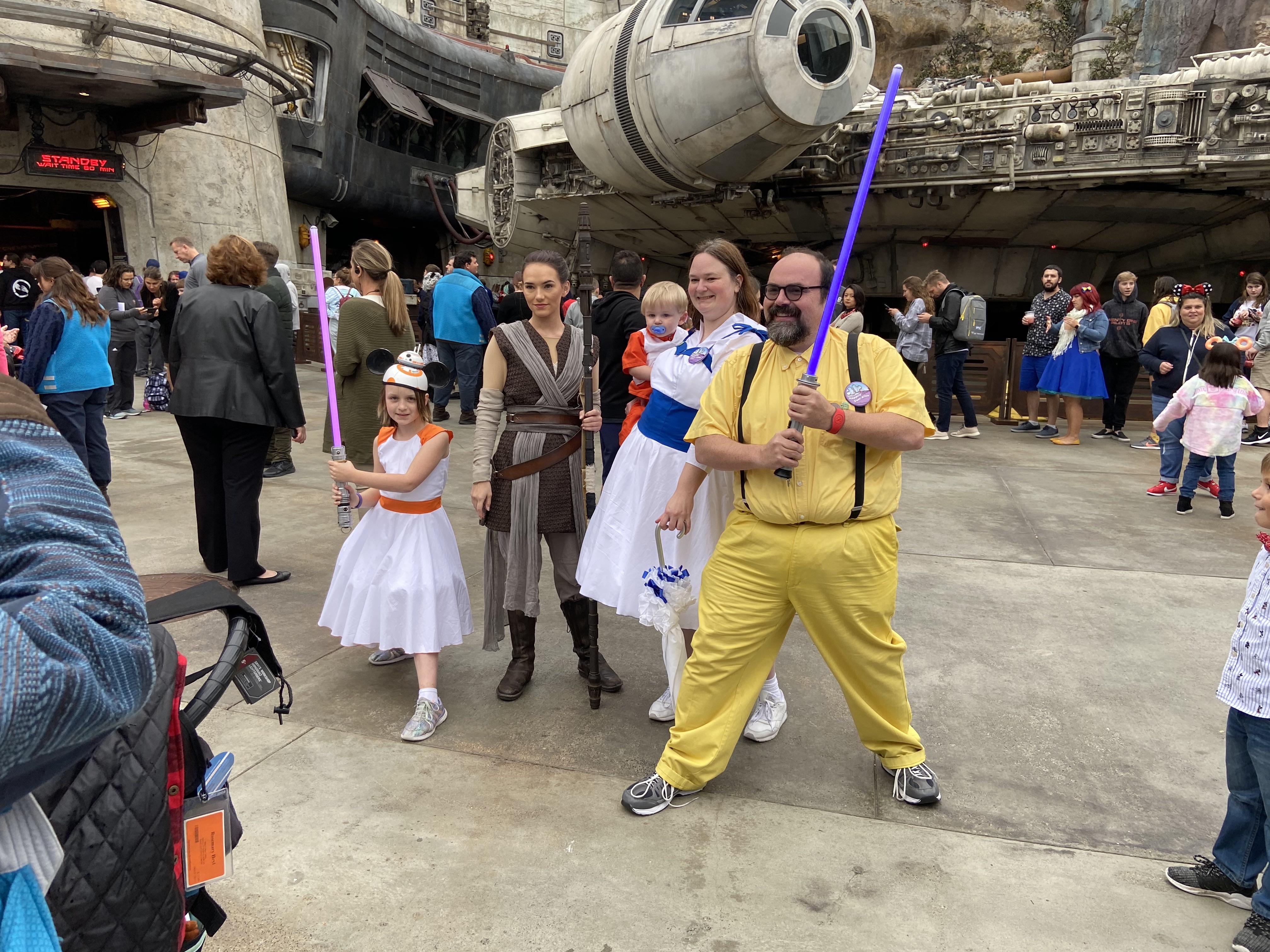 Bounding for your visit to Star Wars: Galaxy’s Edge at Disneyland Resort - Permitted Attire