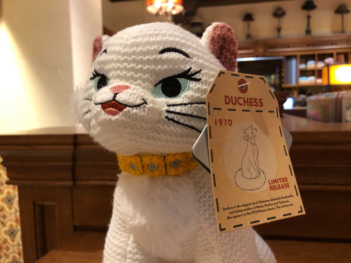 Details about   Disney Parks Aristocats Marie Duchess Cozy Knit 12” Limited Edition Plush NWT 