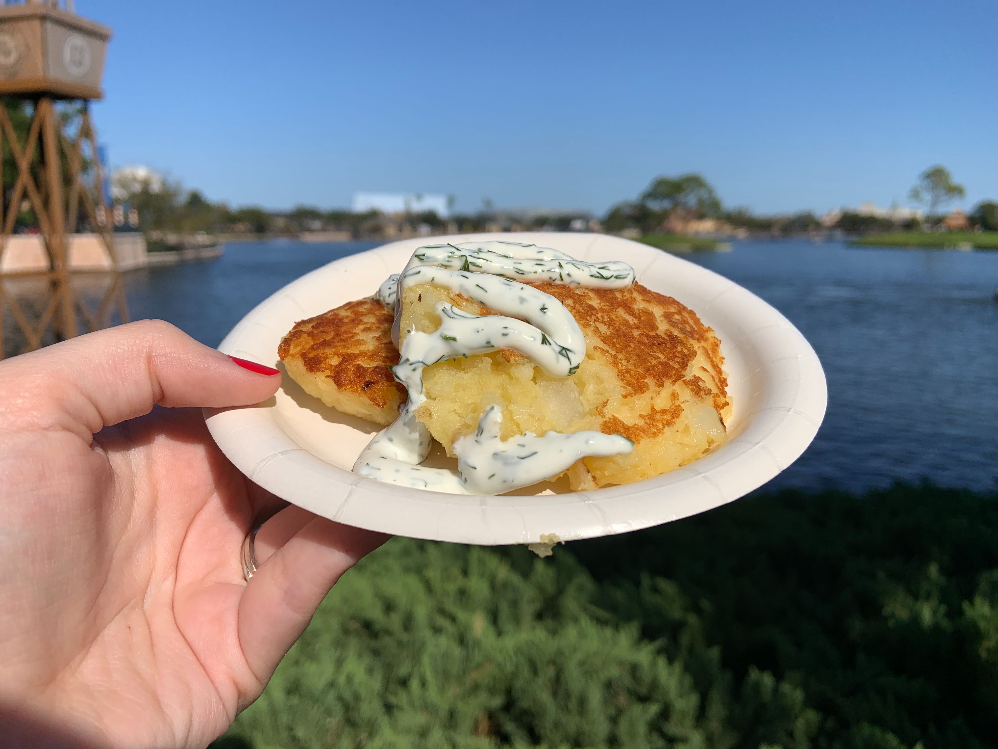 *NEW* Potato Latkes with Sour Cream – $3.75