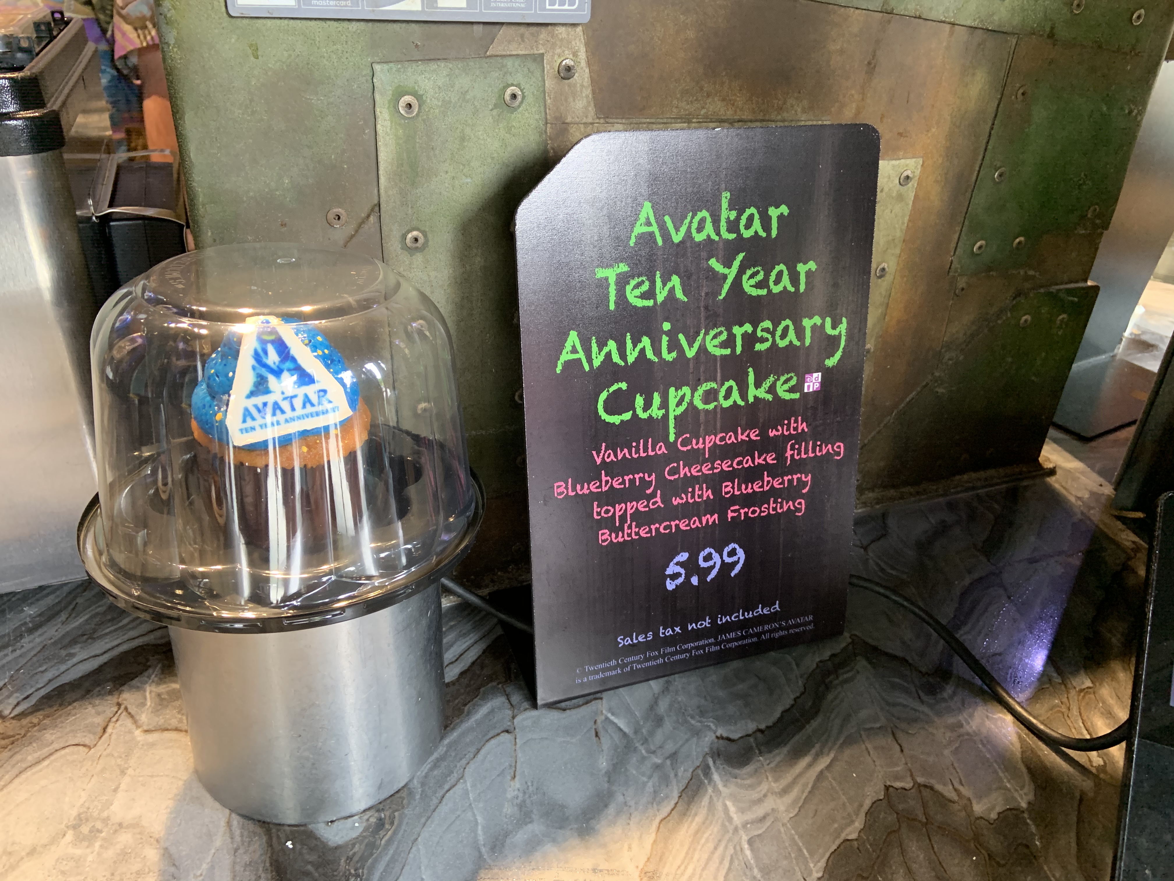 Avatar Anniversary Cupcake Sign 12/17/19 