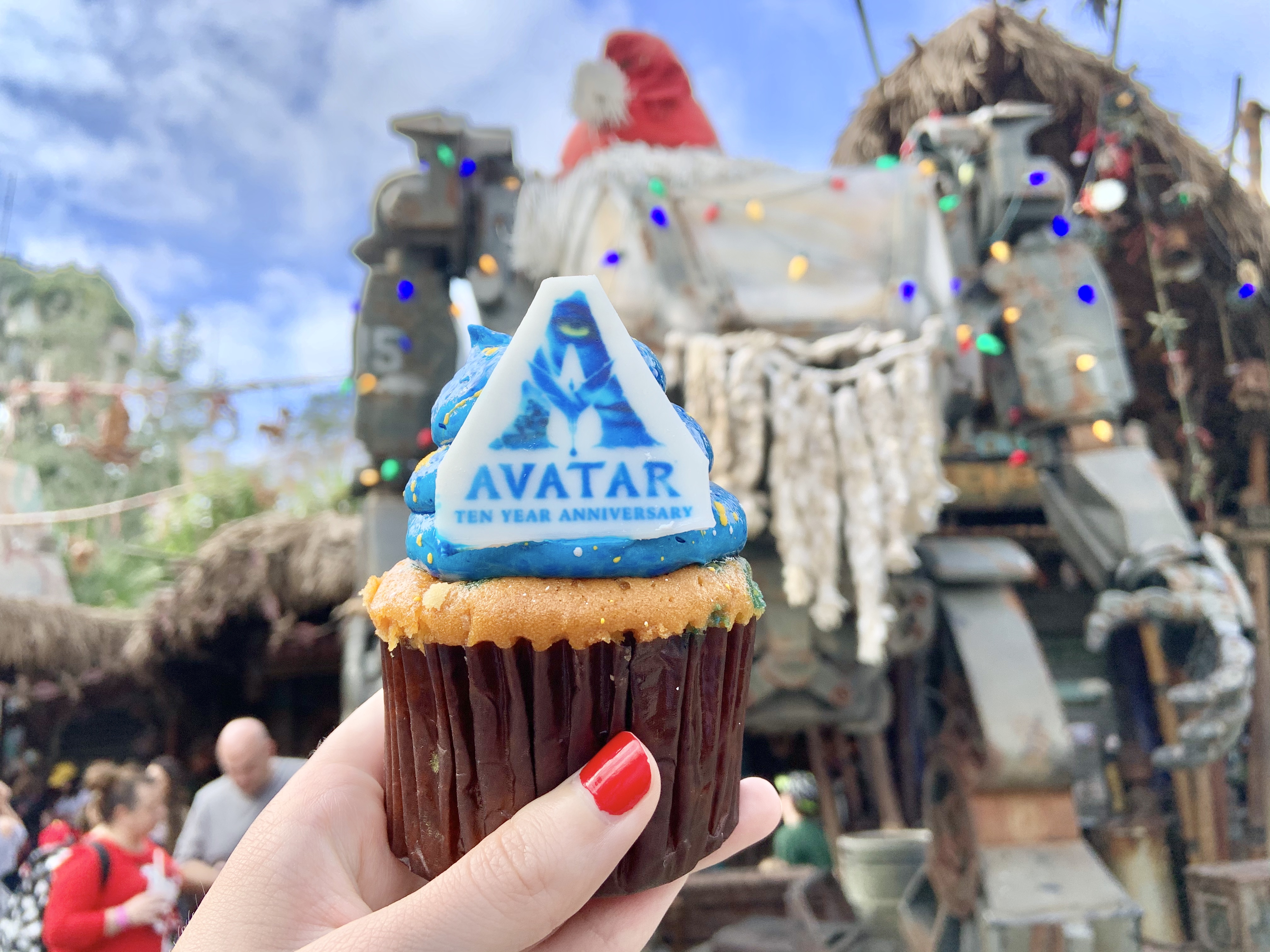 Avatar Anniversary Cupcake 12/17/19 10