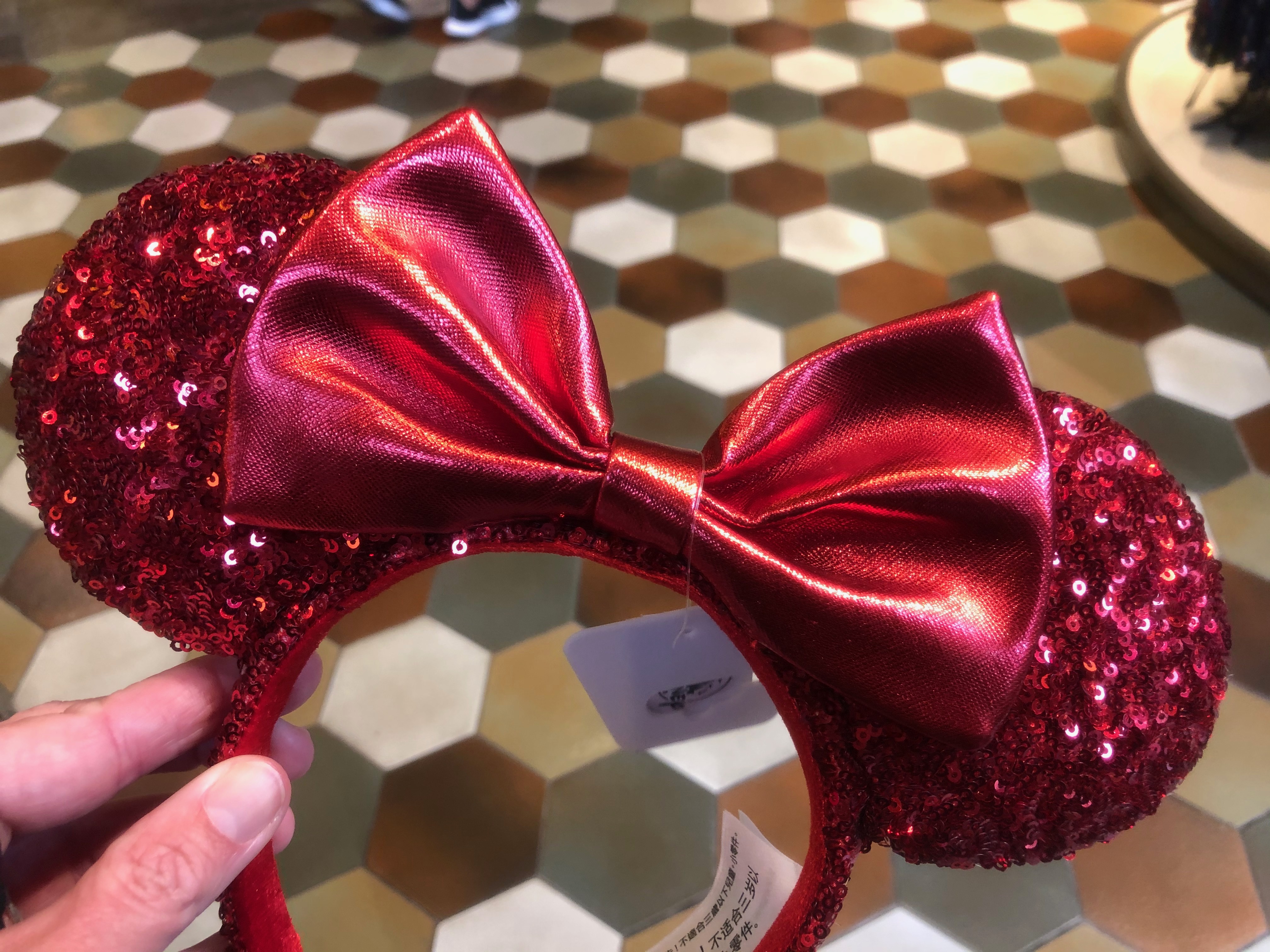 PHOTOS: New Redd Sequin Holiday Minnie Ears Arrive Just In Time for the ...