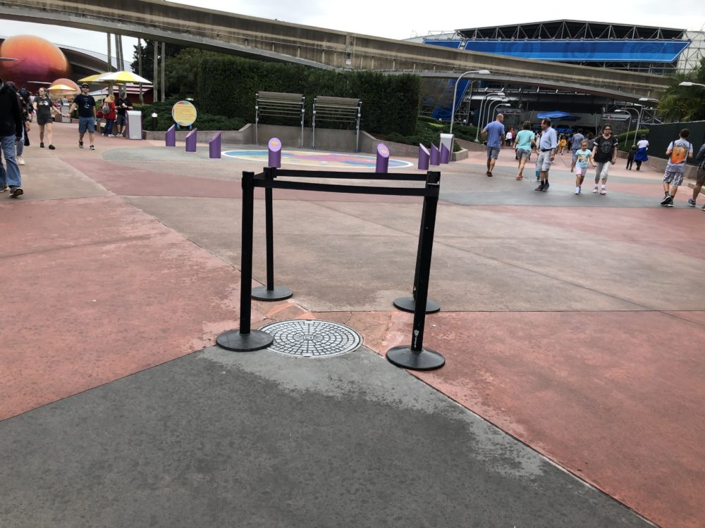 EPCOT Photo Report 12 30 19 broken space walkway e1577737887571